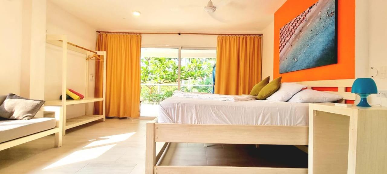 Blue Mango Beach Hotel Guachaca Екстер'єр фото