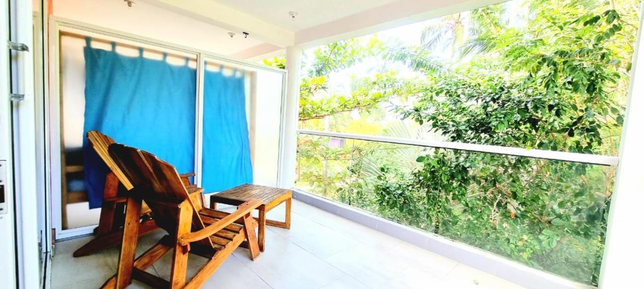 Blue Mango Beach Hotel Guachaca Екстер'єр фото