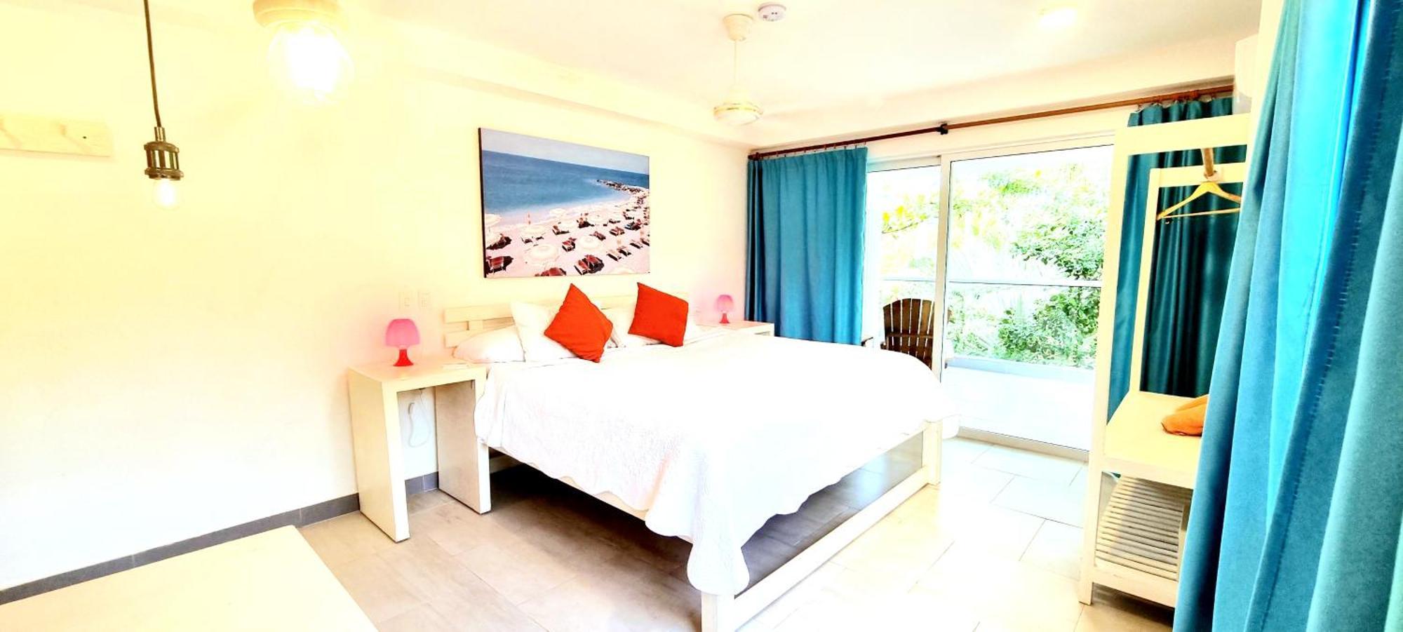 Blue Mango Beach Hotel Guachaca Екстер'єр фото