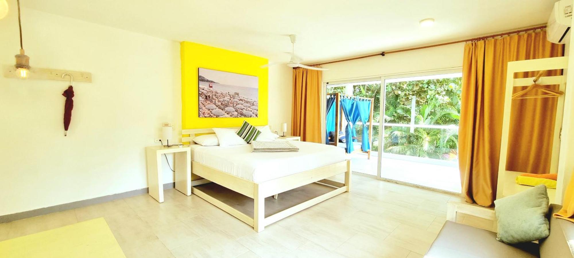 Blue Mango Beach Hotel Guachaca Екстер'єр фото