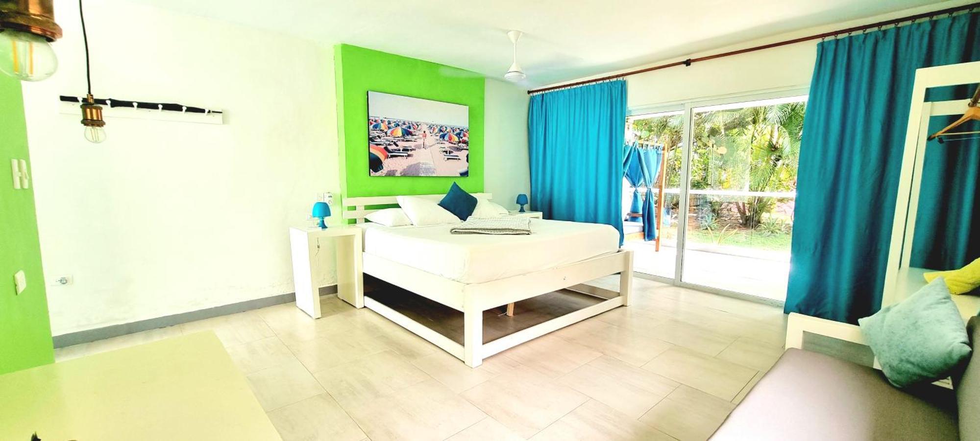 Blue Mango Beach Hotel Guachaca Екстер'єр фото