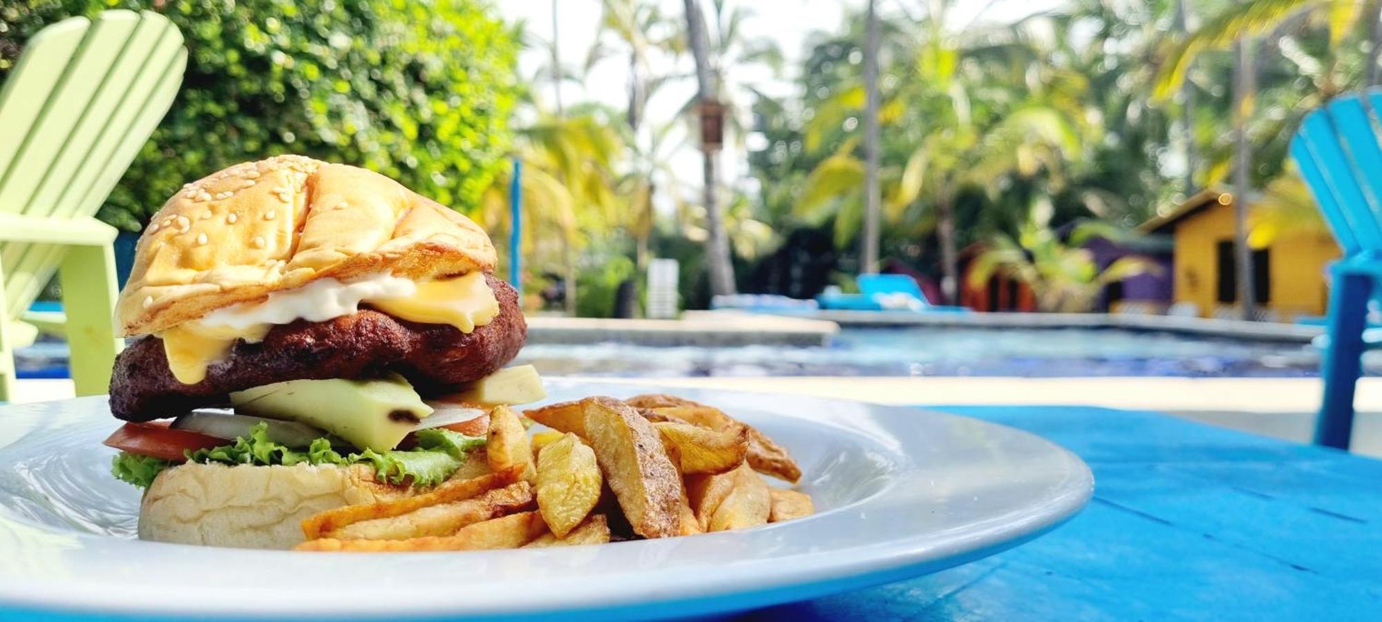 Blue Mango Beach Hotel Guachaca Екстер'єр фото